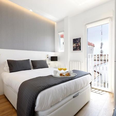 Latina Plaza Lägenhet Madrid Exteriör bild